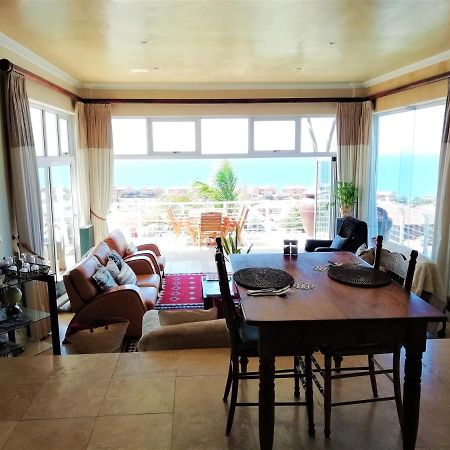 4 On Montagu Accommodation Mossel Bay Bagian luar foto