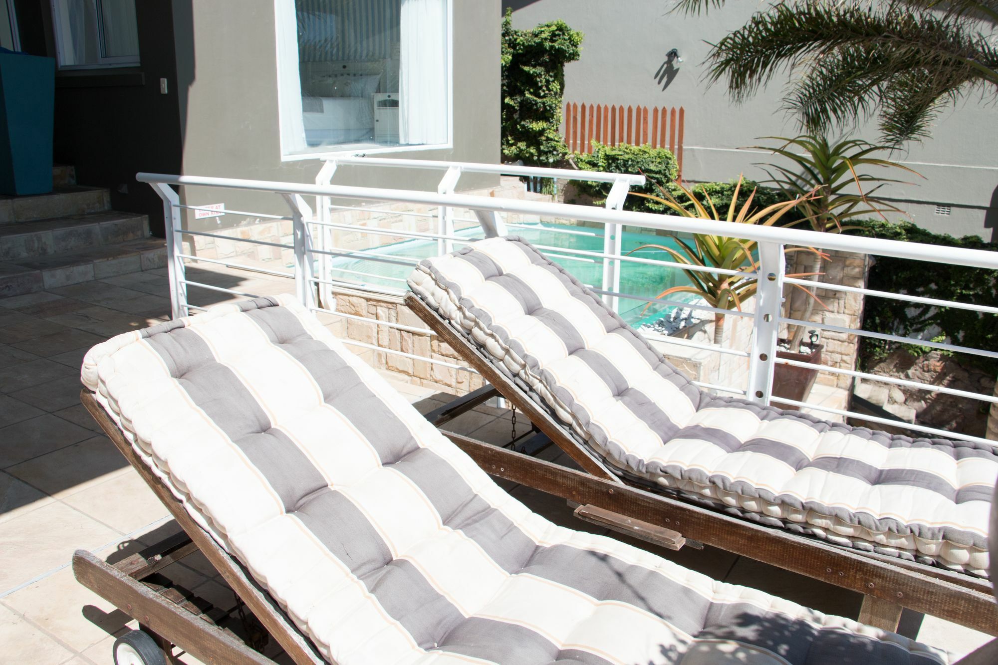 4 On Montagu Accommodation Mossel Bay Bagian luar foto