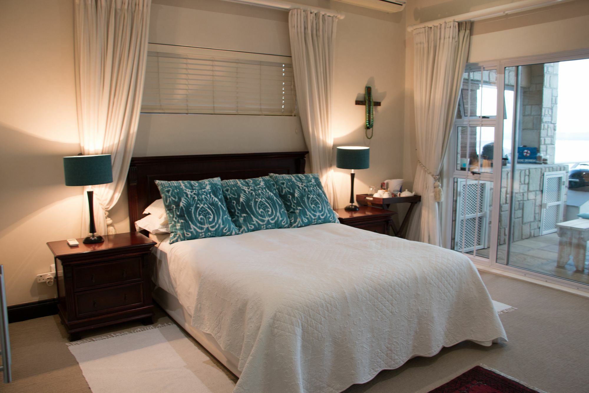 4 On Montagu Accommodation Mossel Bay Bagian luar foto