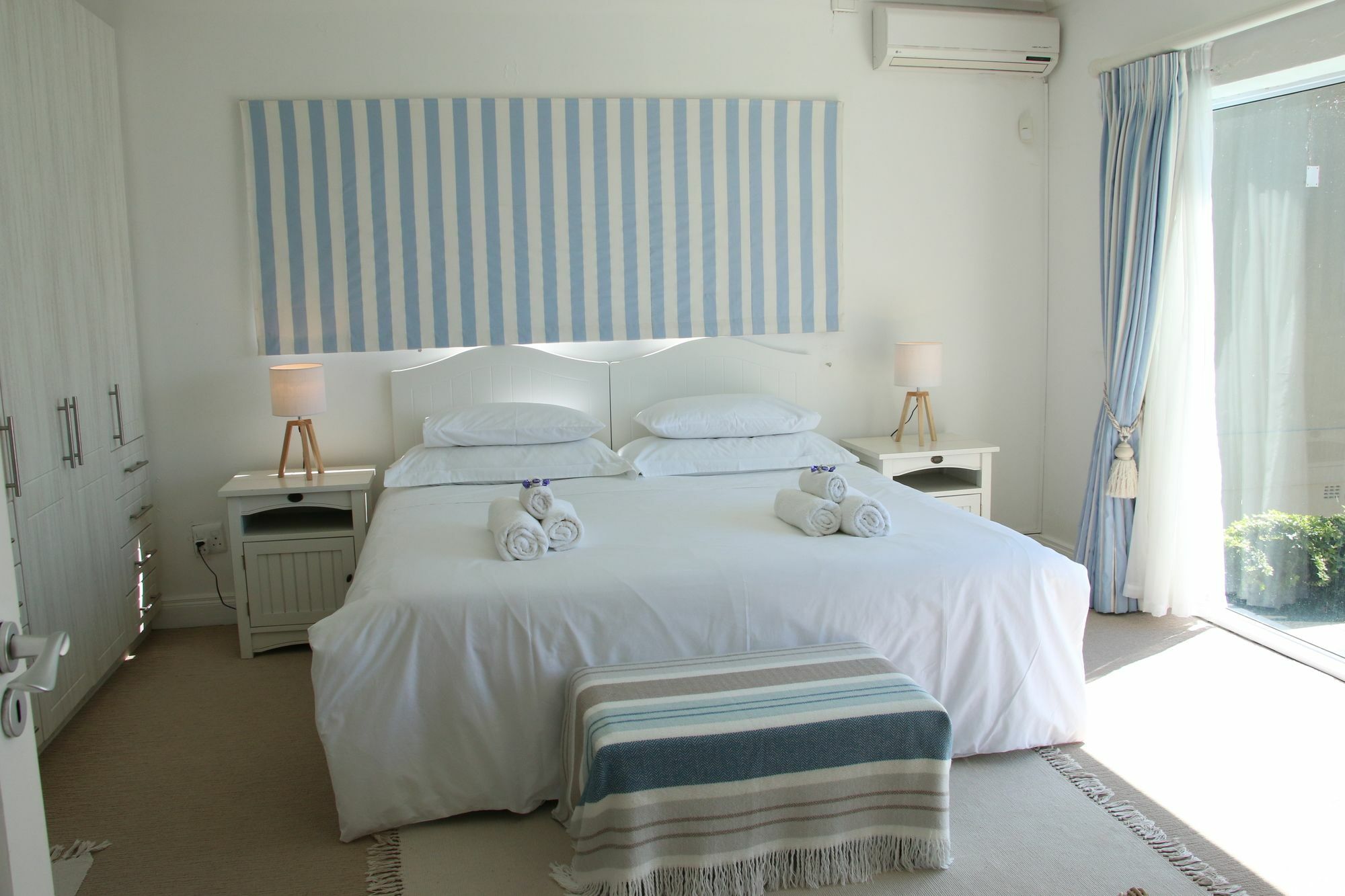 4 On Montagu Accommodation Mossel Bay Bagian luar foto