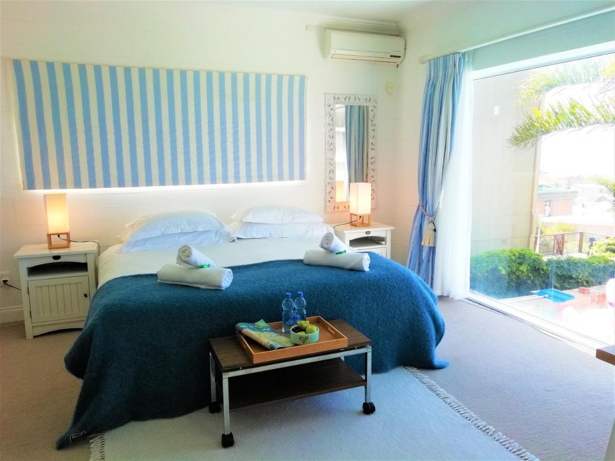 4 On Montagu Accommodation Mossel Bay Bagian luar foto
