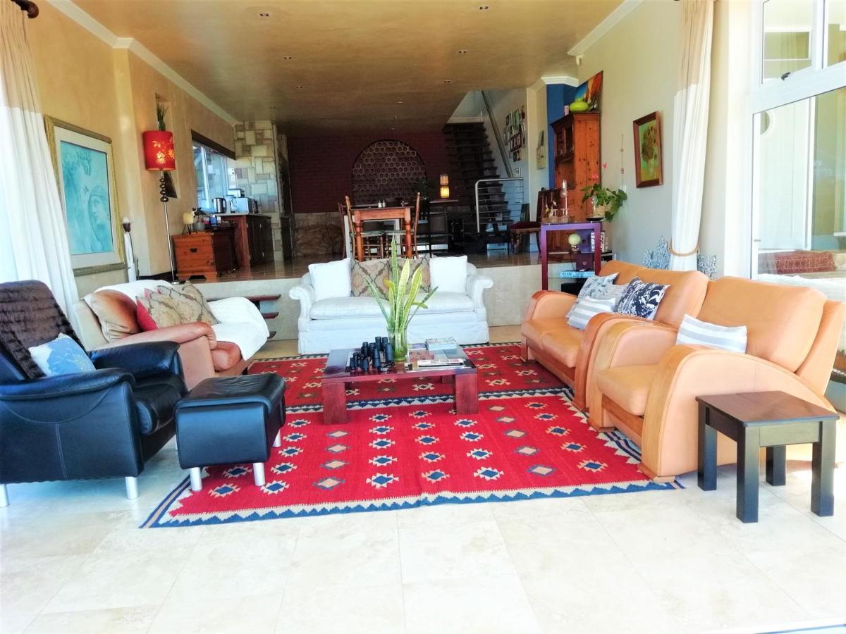 4 On Montagu Accommodation Mossel Bay Bagian luar foto