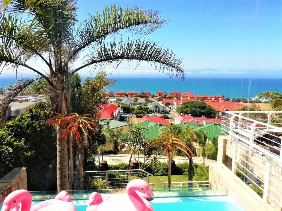 4 On Montagu Accommodation Mossel Bay Bagian luar foto