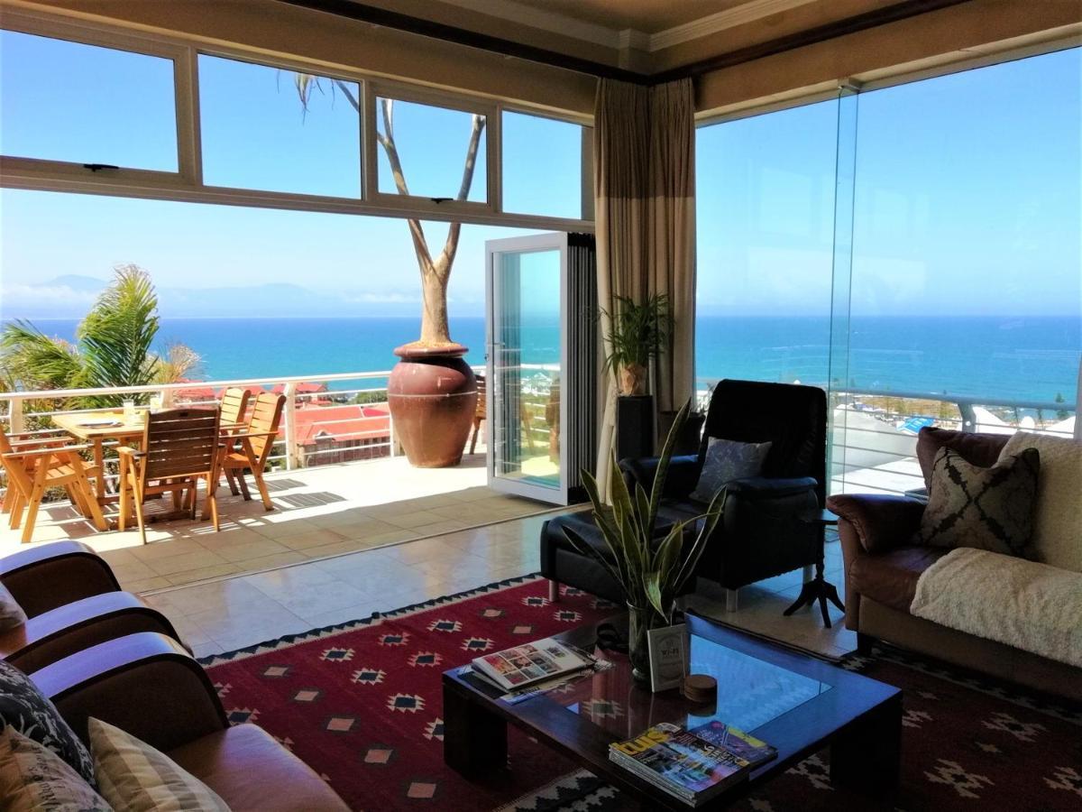 4 On Montagu Accommodation Mossel Bay Bagian luar foto