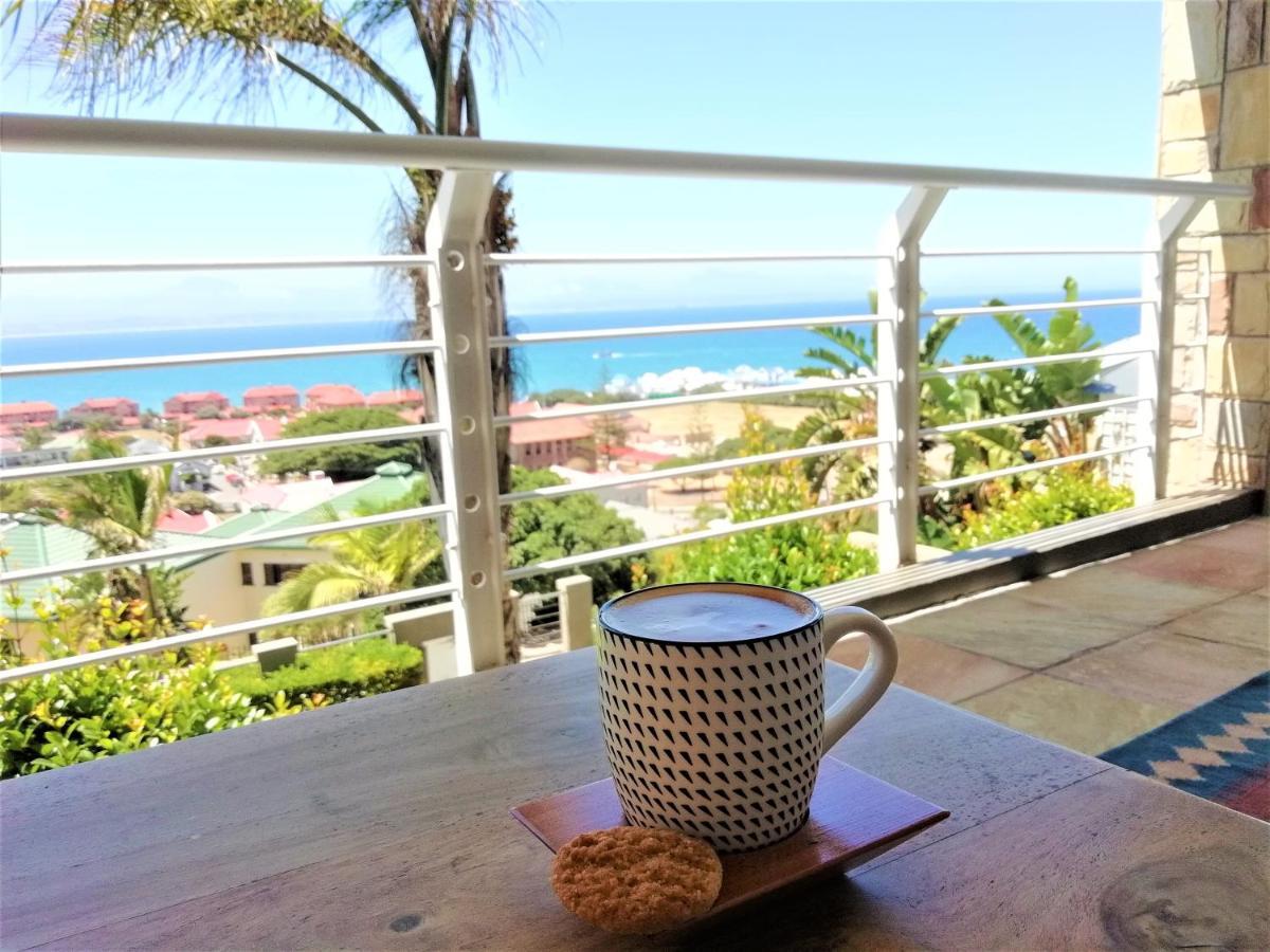 4 On Montagu Accommodation Mossel Bay Bagian luar foto